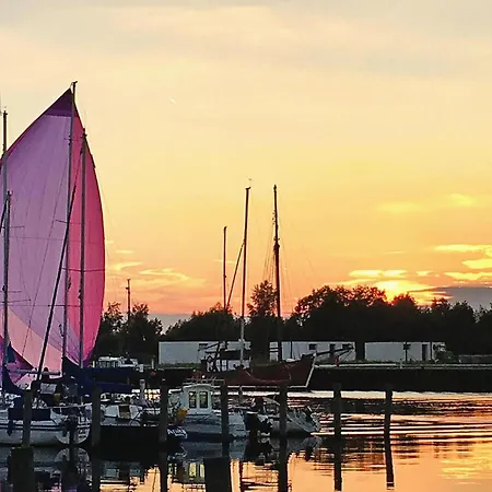 بيت للعطل Am Yachthafen In بيناموندا