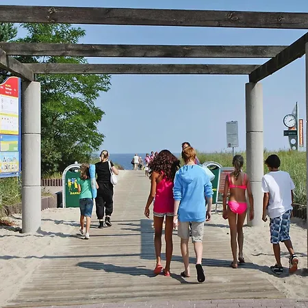 Am Yachthafen In بيت للعطل *