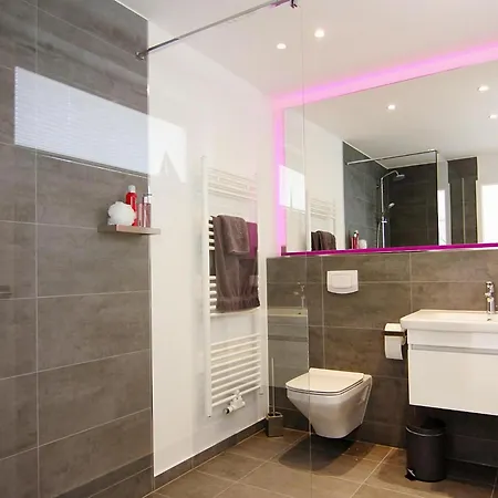 Am Yachthafen In * بيناموندا