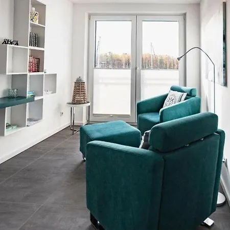 Am Yachthafen In بيت للعطل *